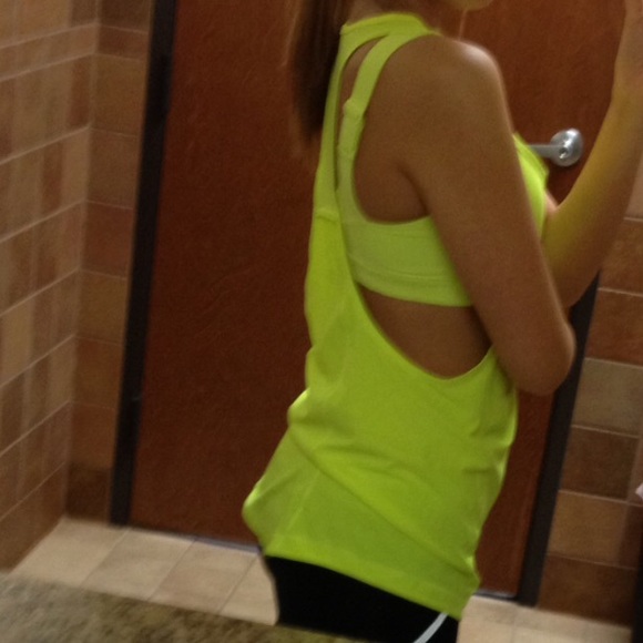 Lululemon Run for Your Money Tank - Picture 7 of 7